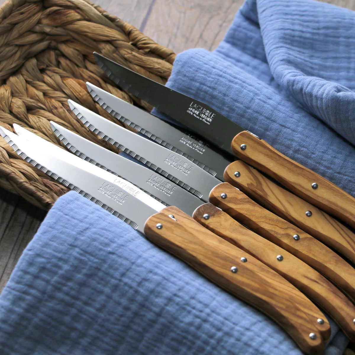 6 Piece Steak Knife Set in Wooden Gift Box, Olive Wood