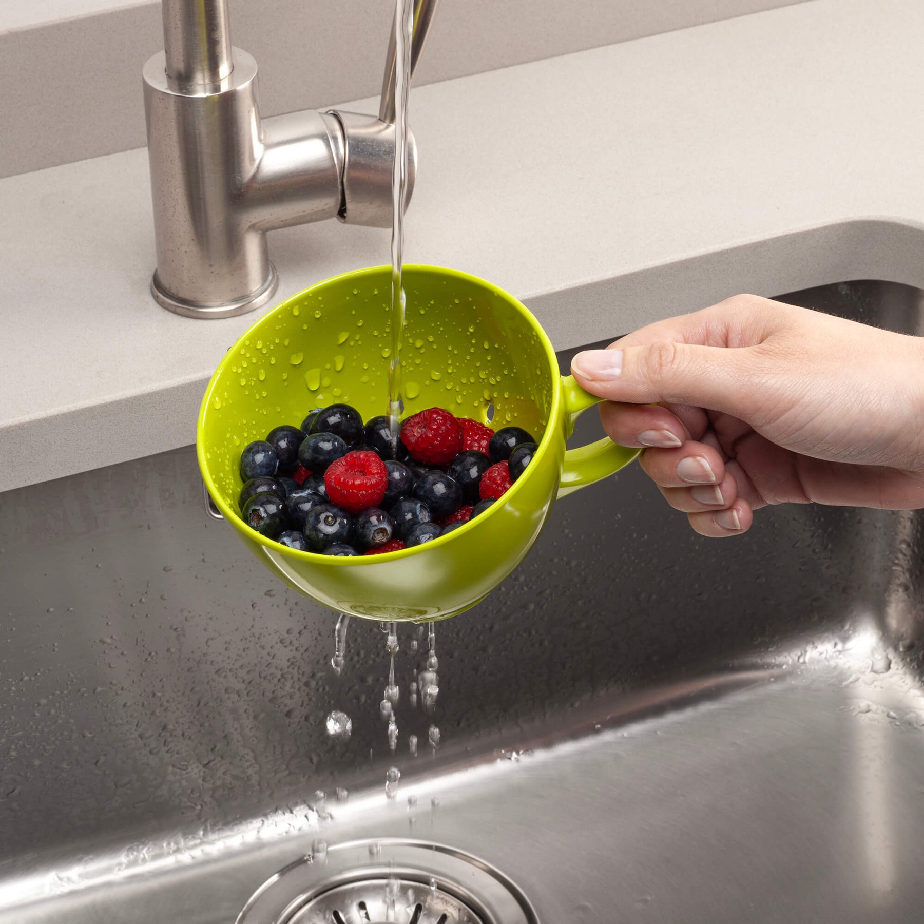 Keep It Handy Berry Colander, 10cm