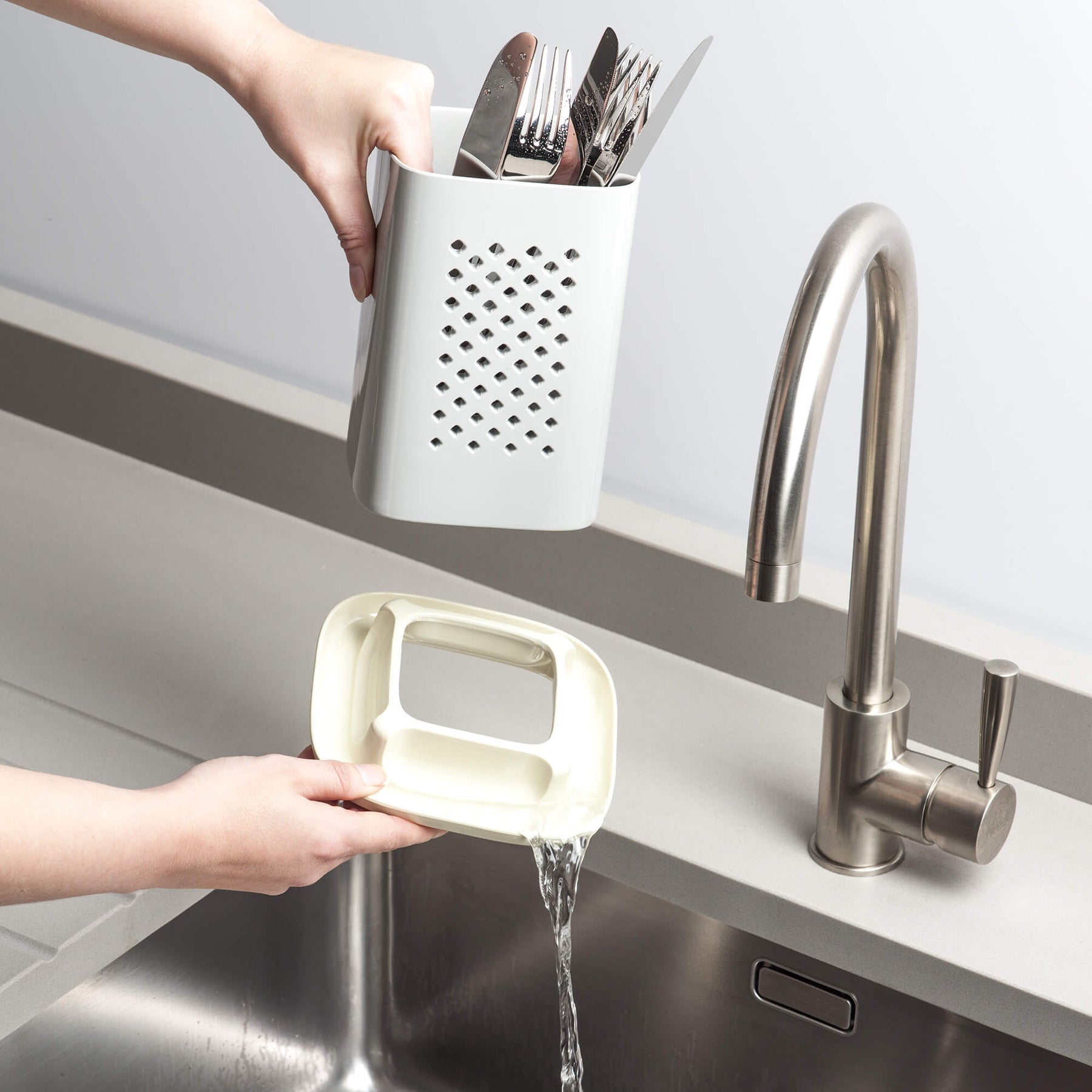 Melamine Cutlery Drainer/Utensil Pot with Cream Base