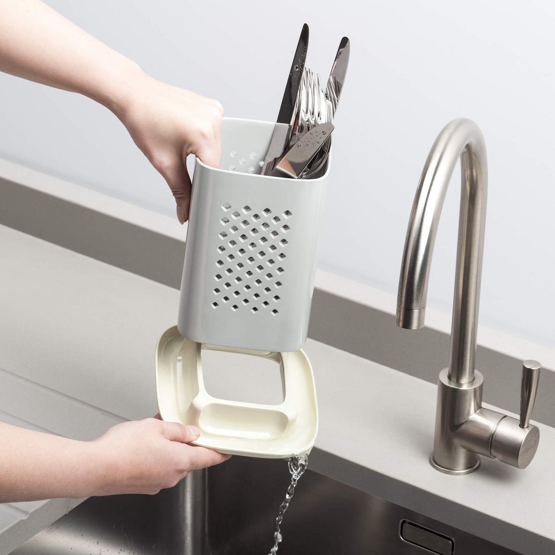 Melamine Cutlery Drainer/Utensil Pot with Cream Base