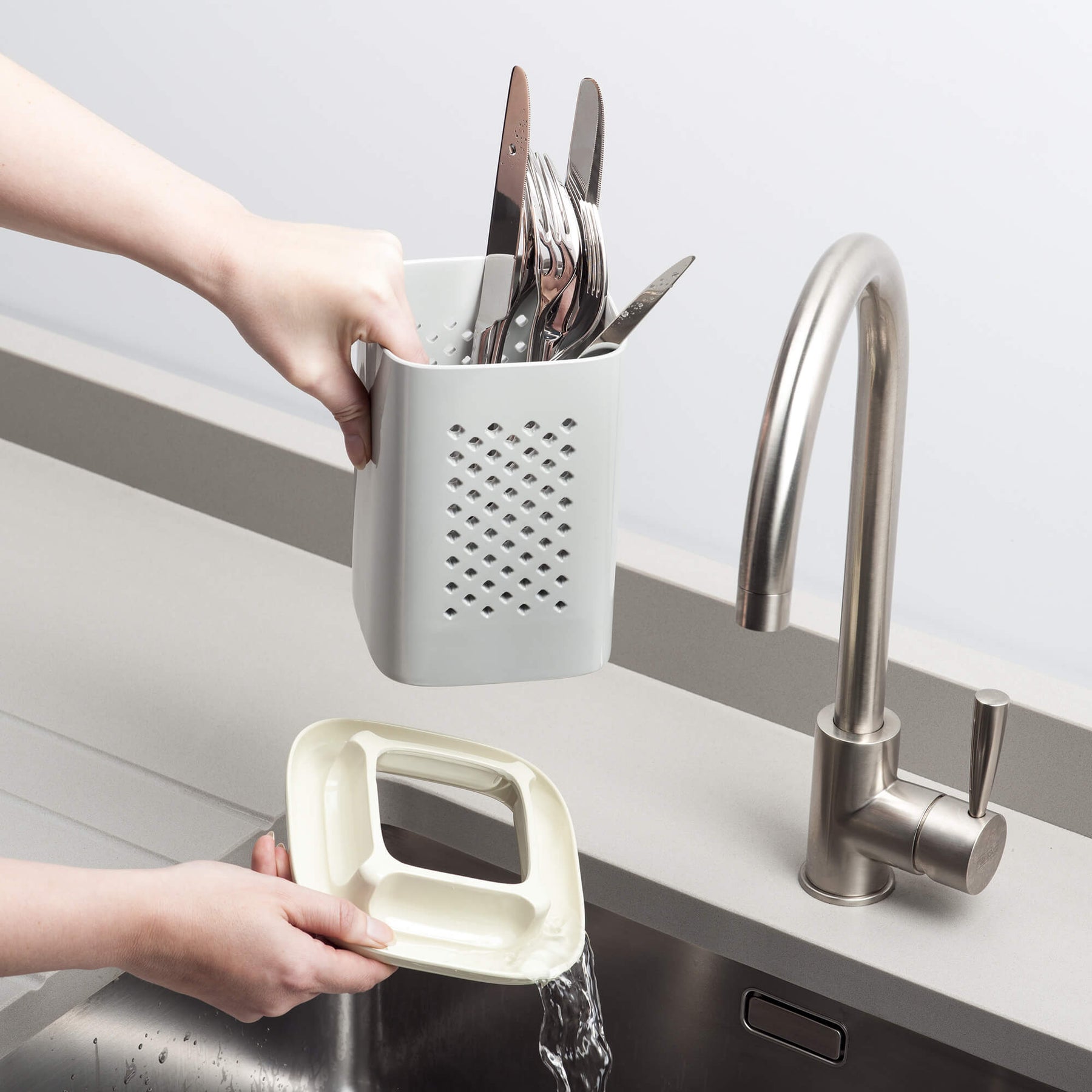 Melamine Cutlery Drainer/Utensil Pot with Cream Base