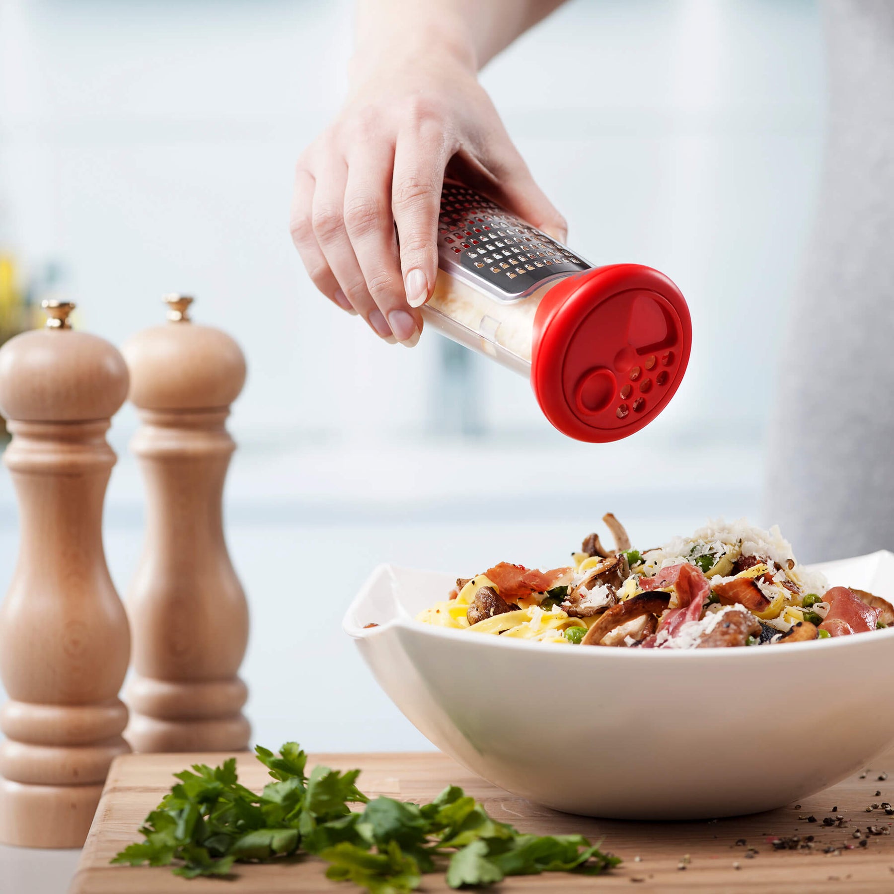 Grate and Shake Table Grater with Lid