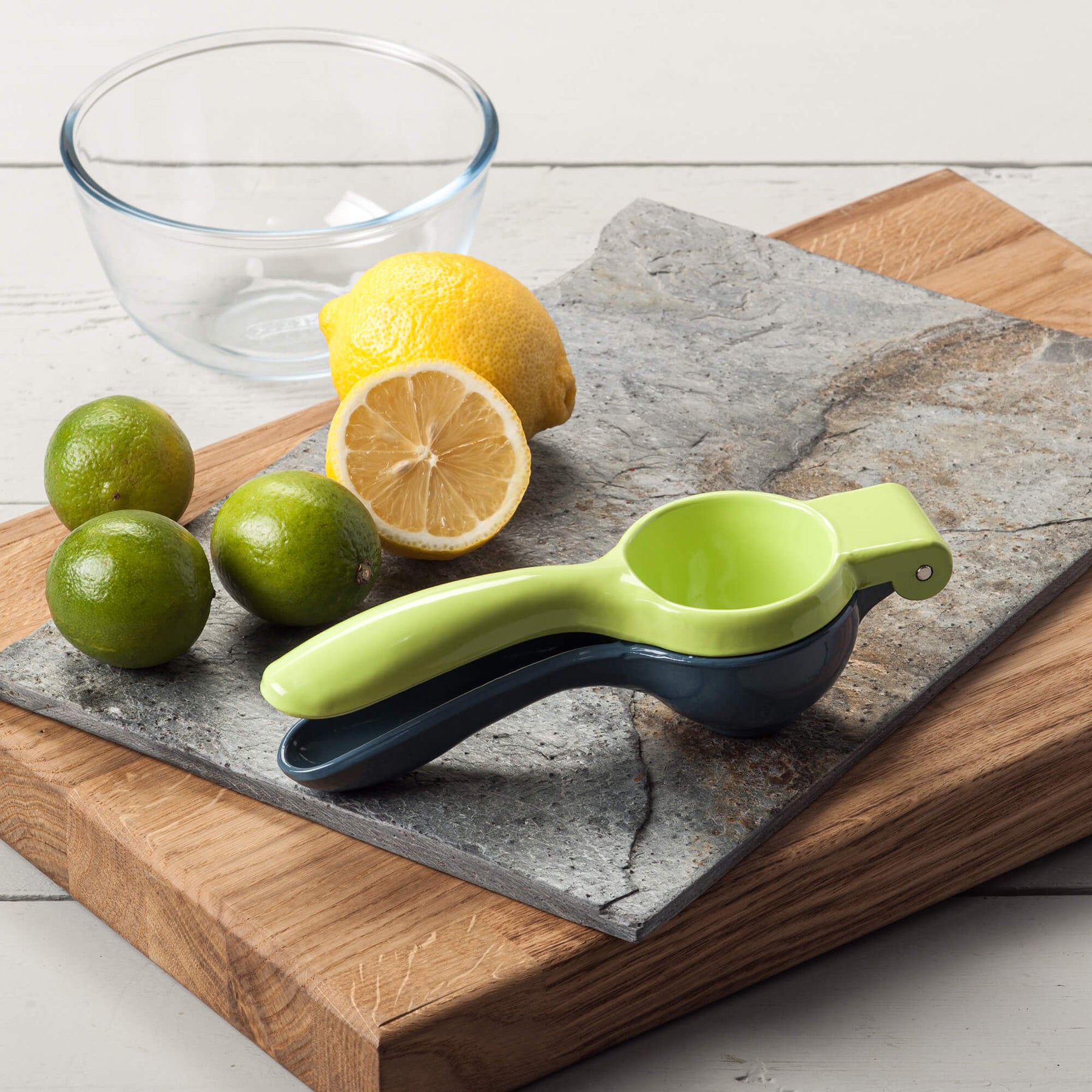 Lemon & Lime Press/Juicer