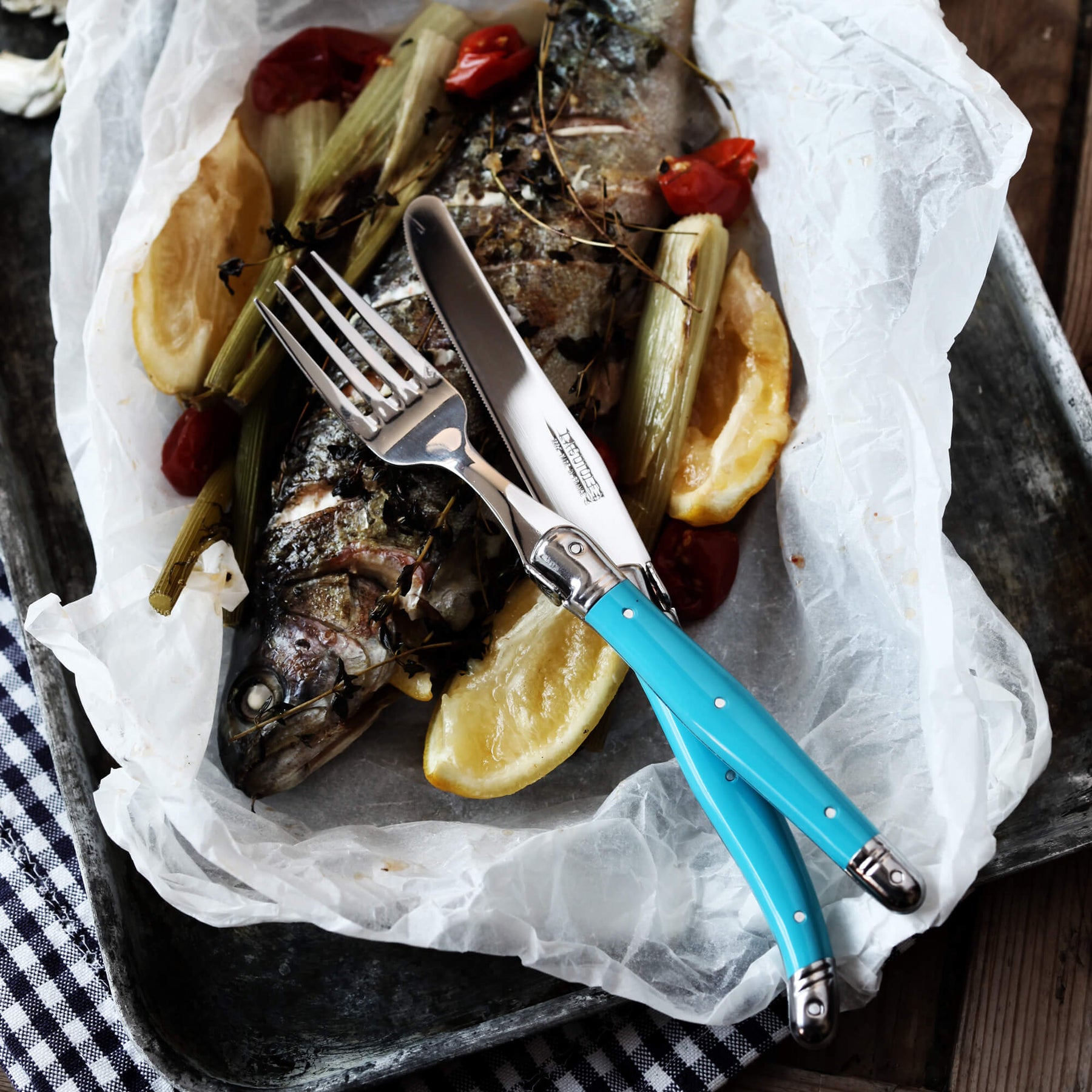 6 Piece Dinner Fork Set in Wooden Tray