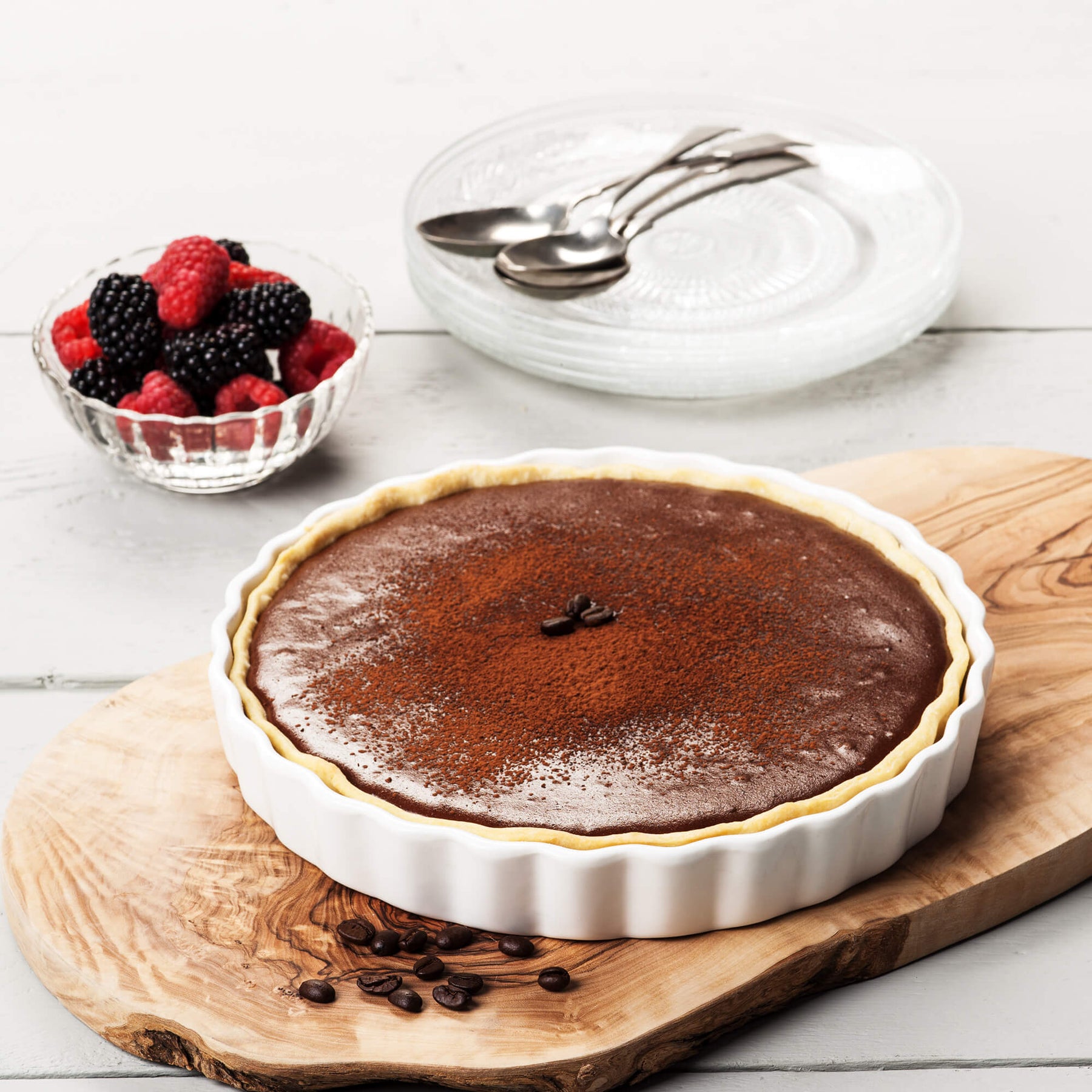 Porcelain Round Flan Dish, Available in 6 Sizes