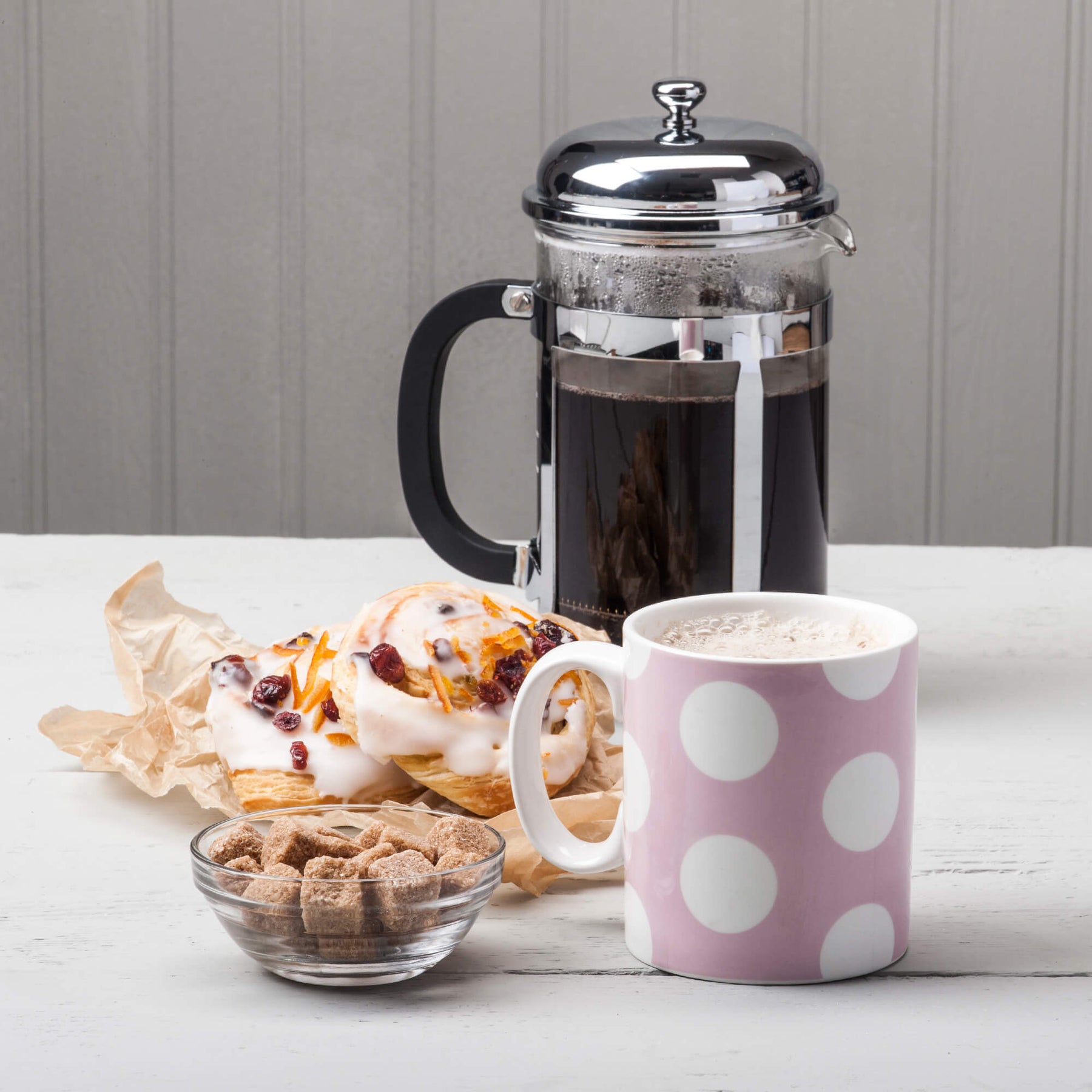 Porcelain Spotty Mug, 0.7 Pint