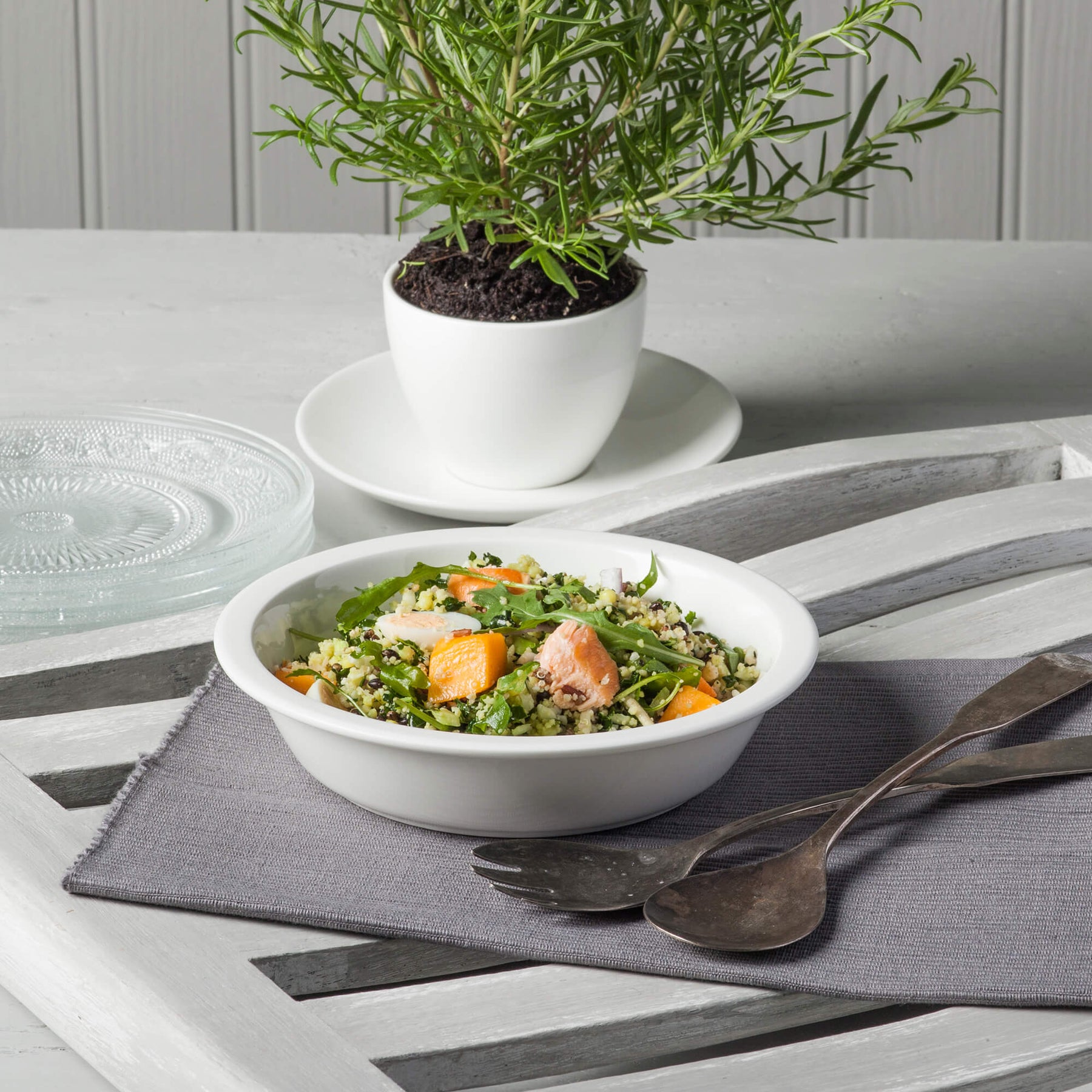 Porcelain Round Straight Edge Pie Dish, Available in 2 Sizes