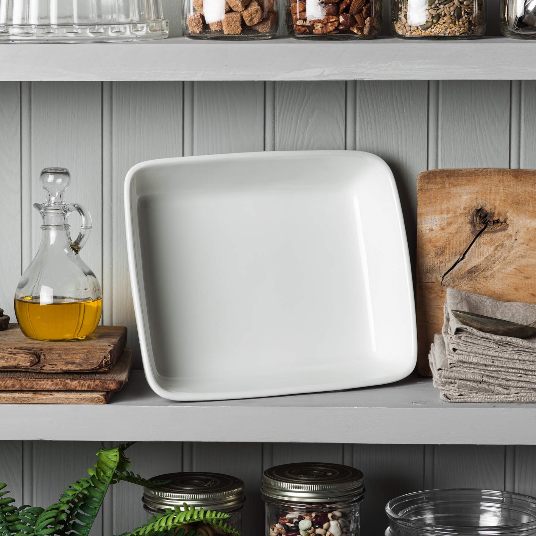 Porcelain Traditional Lasagne Dish, Available in 2 Sizes