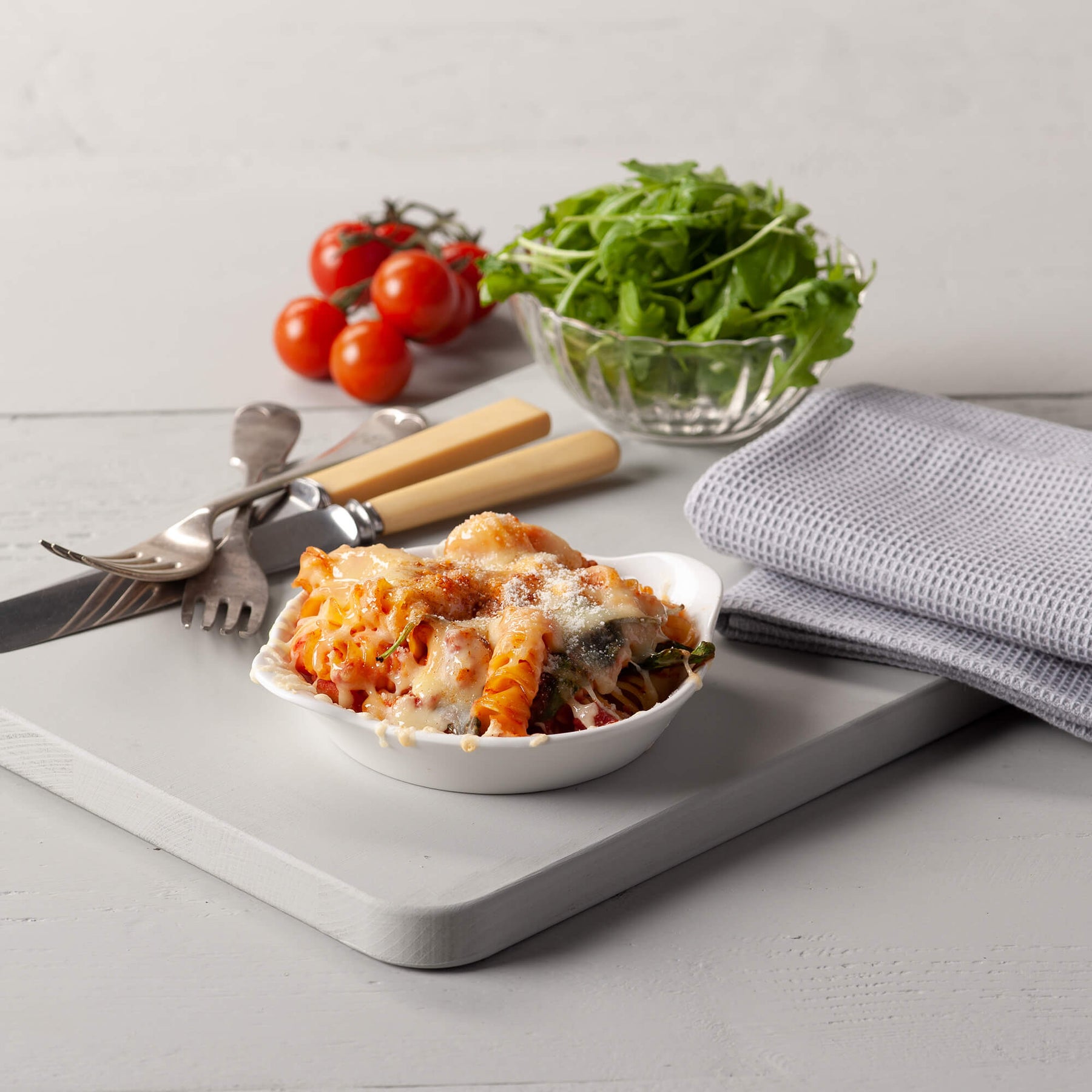 Porcelain Round Gratin Dish, Available in 2 Sizes