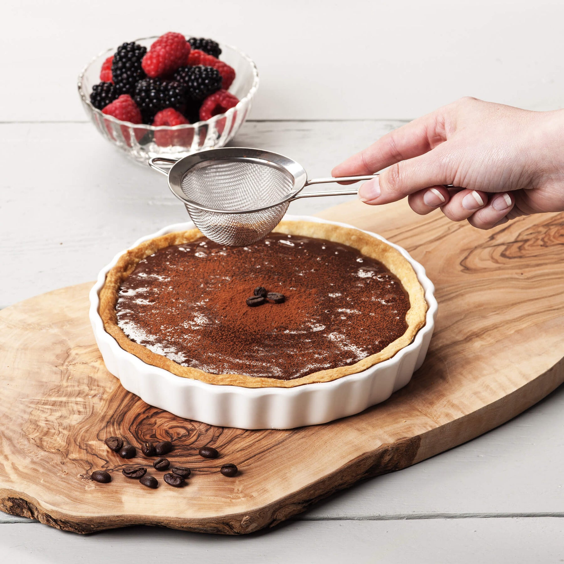 Porcelain Round Flan Dish, Available in 6 Sizes