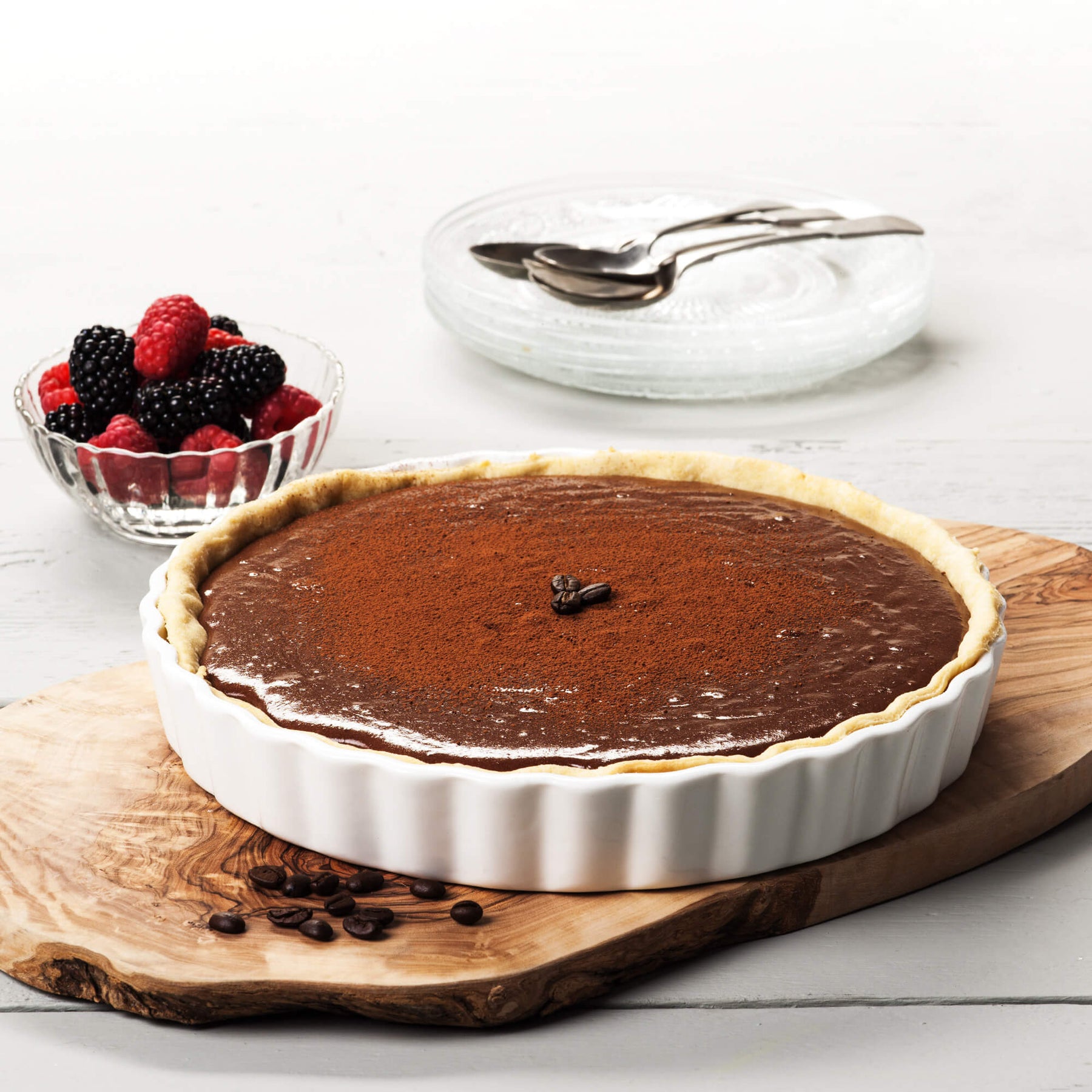 Porcelain Round Flan Dish, Available in 6 Sizes