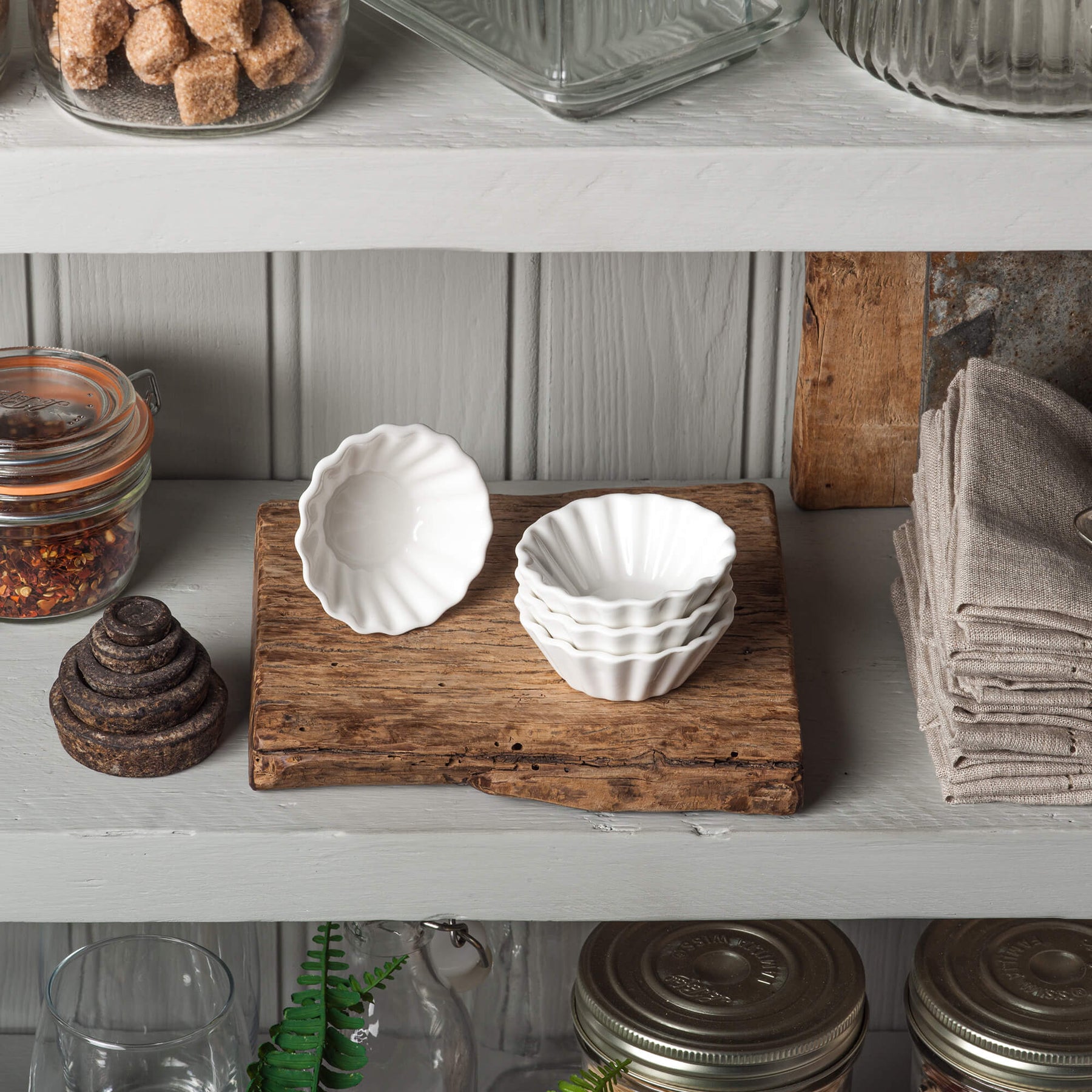 Porcelain Mini Crinkle Shaped Dish, Set of 4