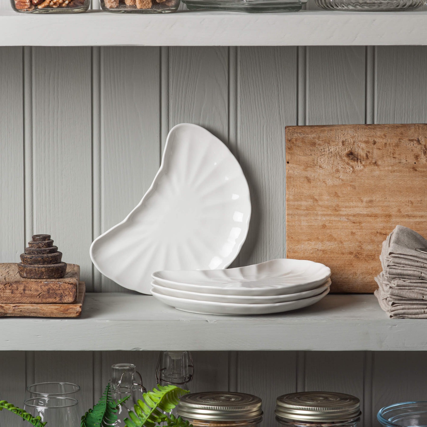 Porcelain Crescent Shaped Dish, Set of 4