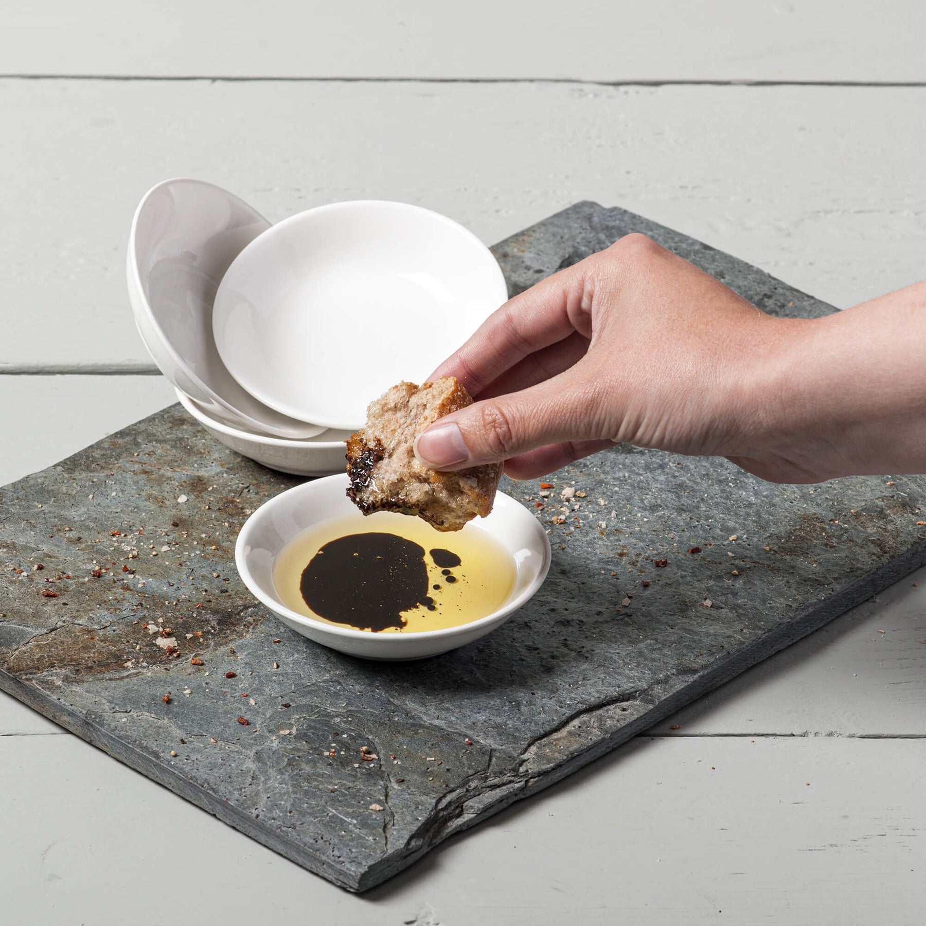 Porcelain Mini Round Bowl, Set of 4