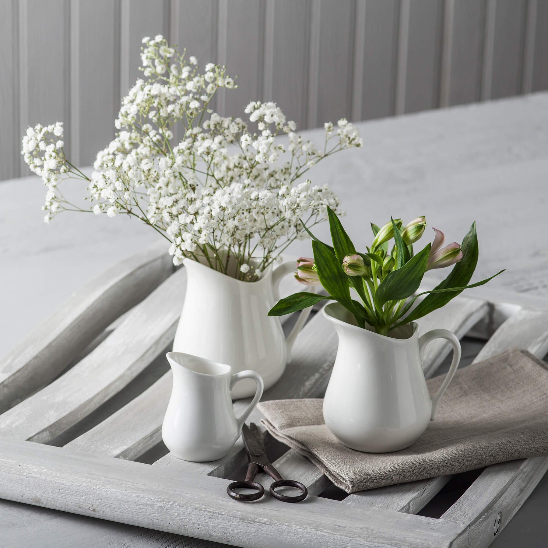 Porcelain Traditional Milk Jug, Set of 3