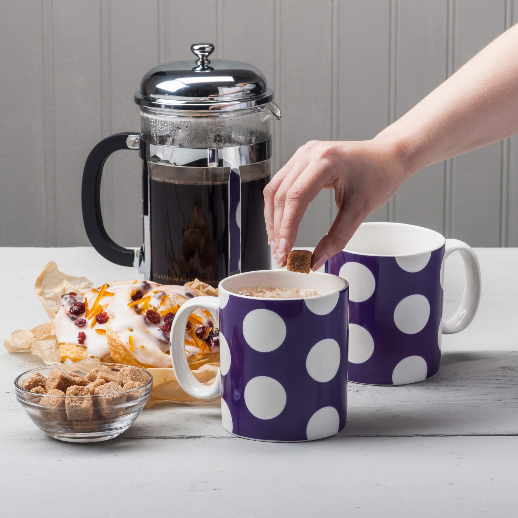 Porcelain Spotty Mug, 1 Pint, Set of 2