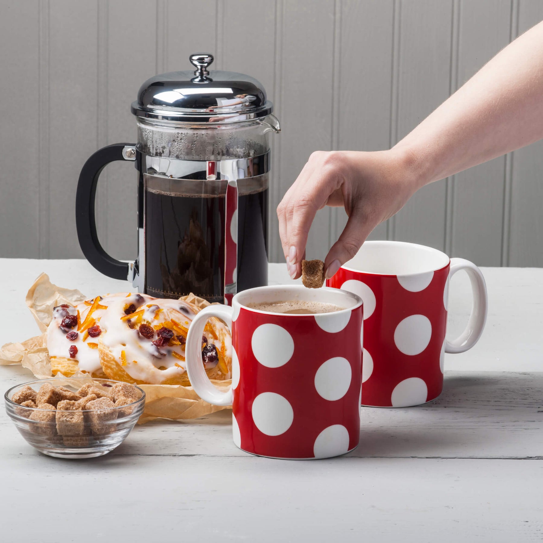 Porcelain Spotty Mug, 1 Pint, Set of 2