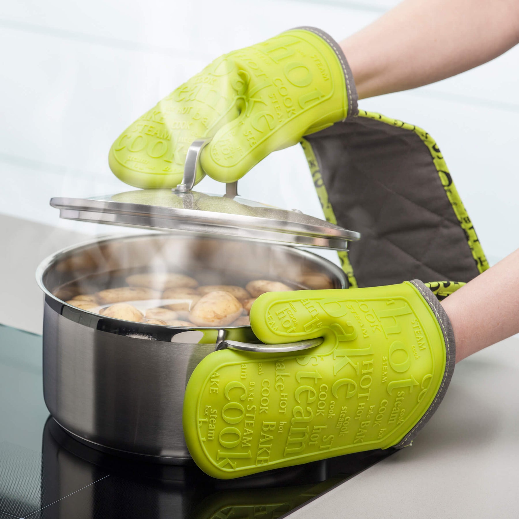 Steam Stop™ Waterproof Silicone Double Oven Glove