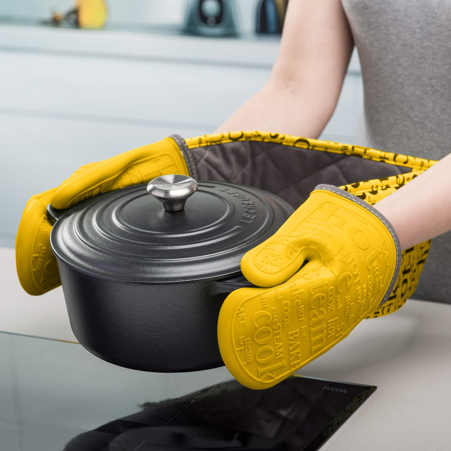 Steam Stop™ Waterproof Silicone Double Oven Glove