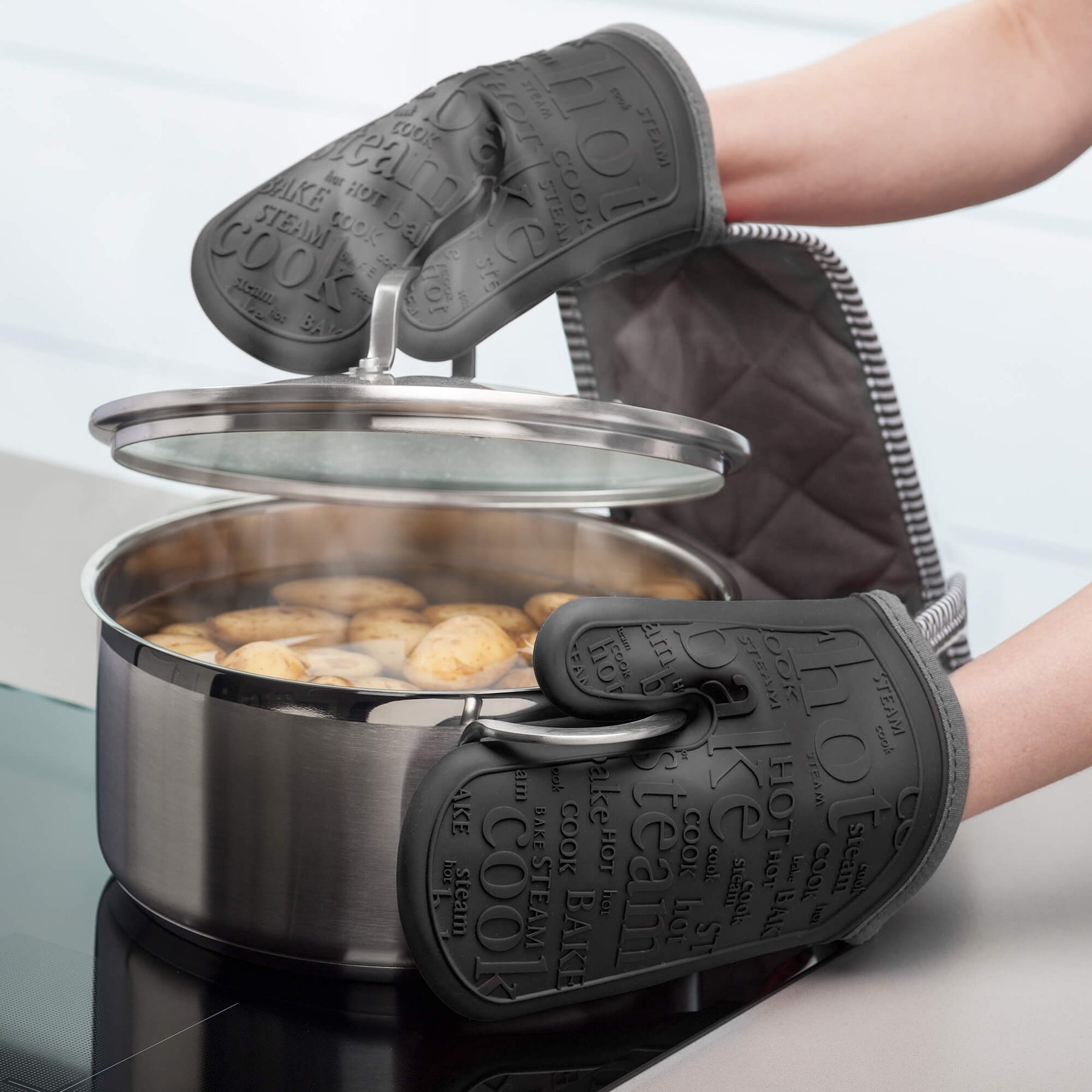 Steam Stop™ Waterproof Silicone Double Oven Glove