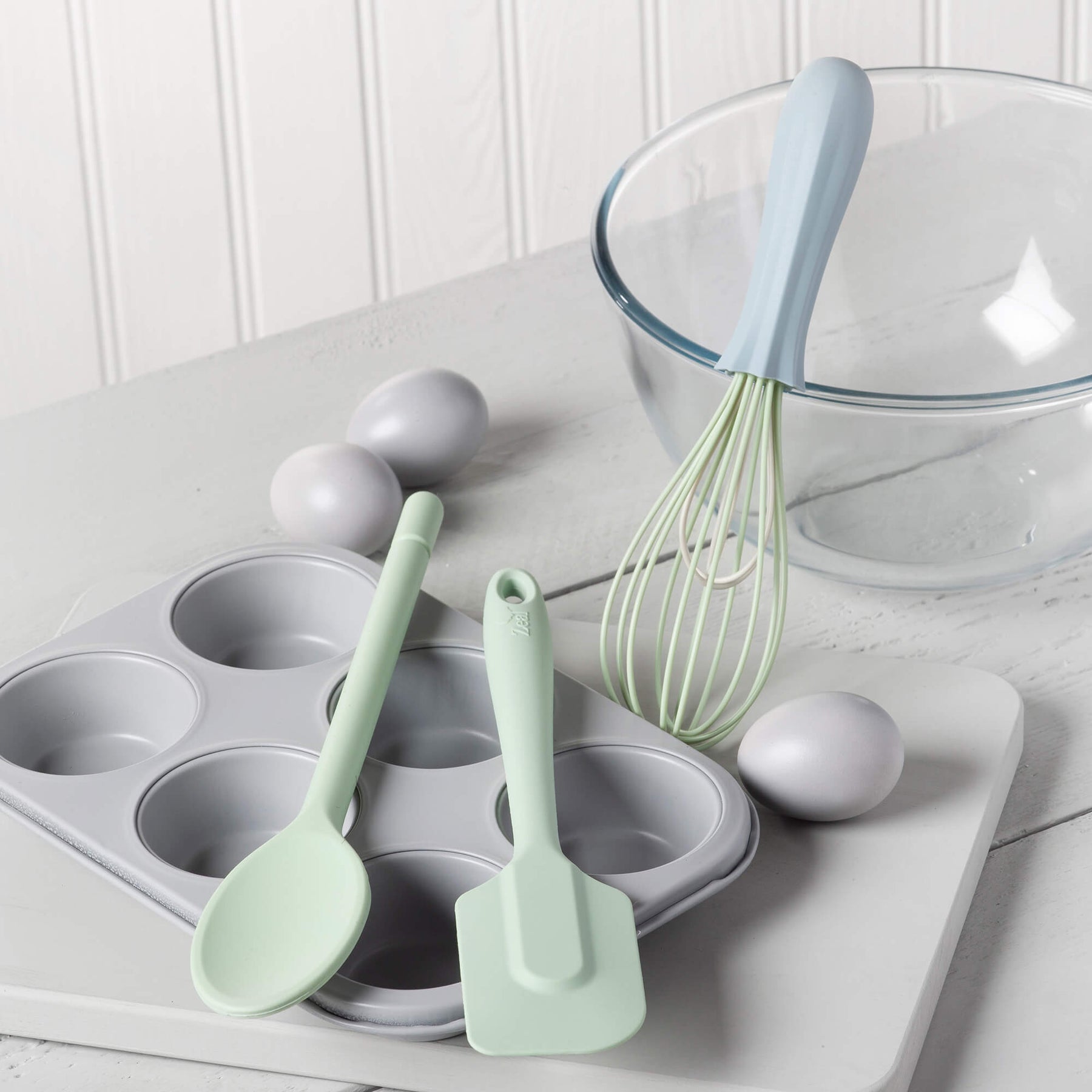 Silicone Spatula, Traditional Spoon & Whisk Set