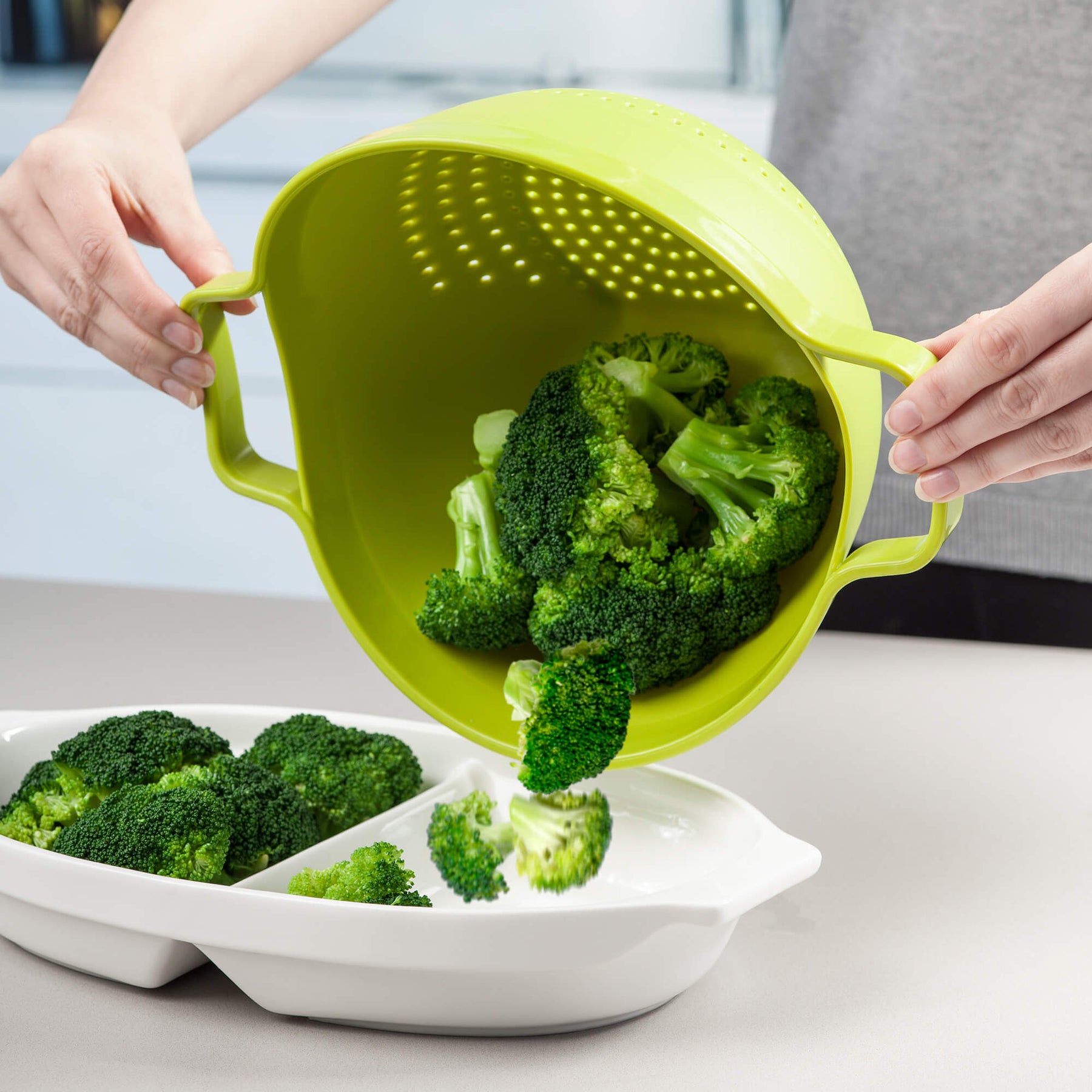Drain & Serve™ Colander