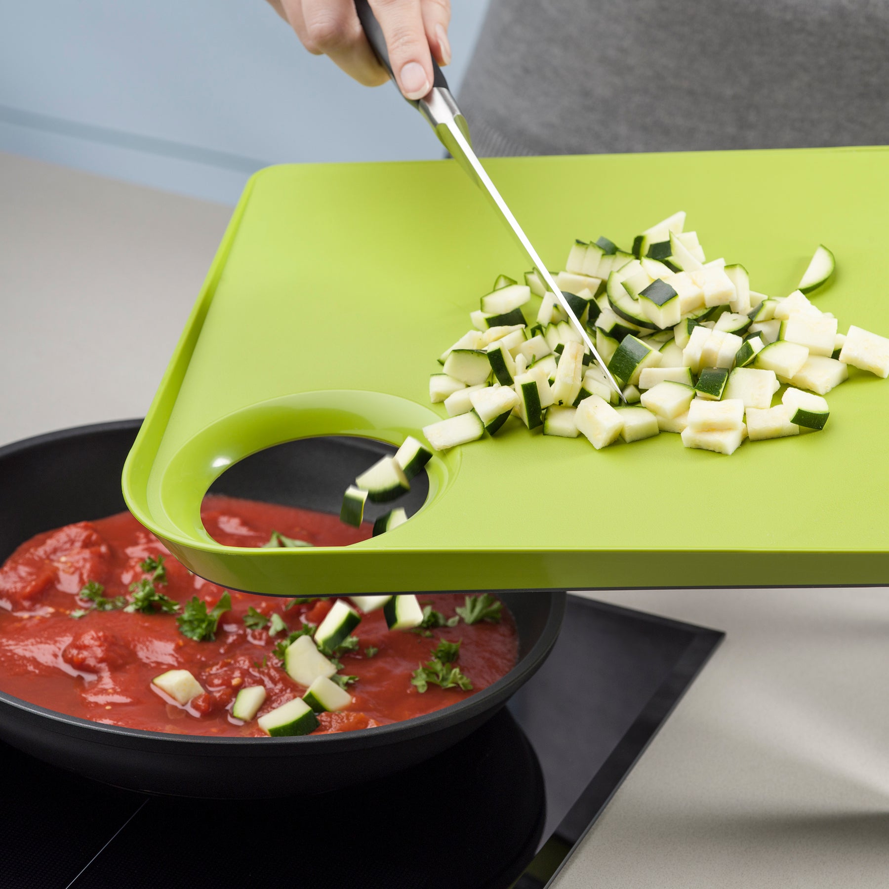 Straight to Pan™ Chopping Board, Large