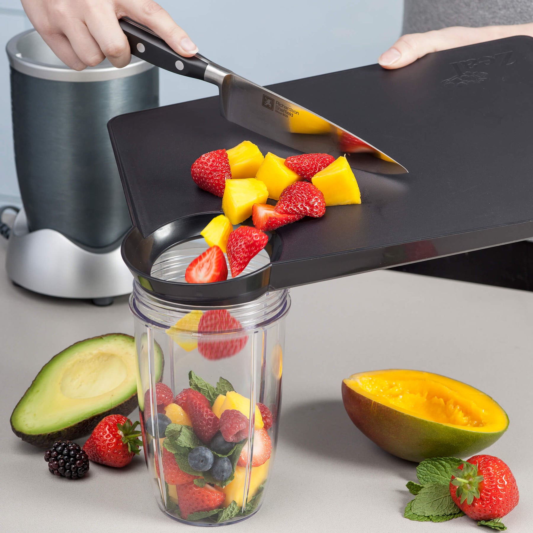 Straight to Pan™ Chopping Board, Small