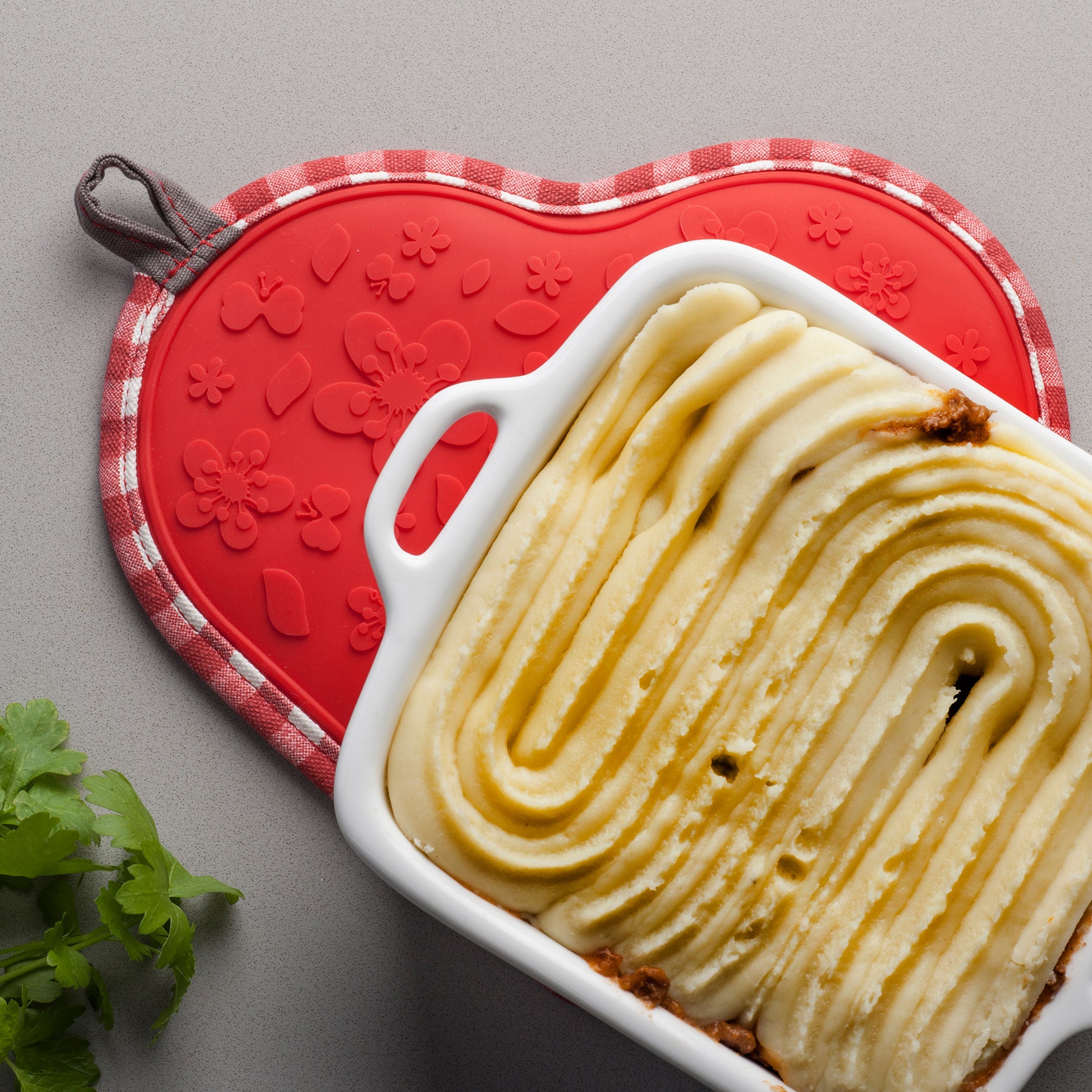 Silicone Heart Shaped Hot Grab / Trivet Mat, Gingham