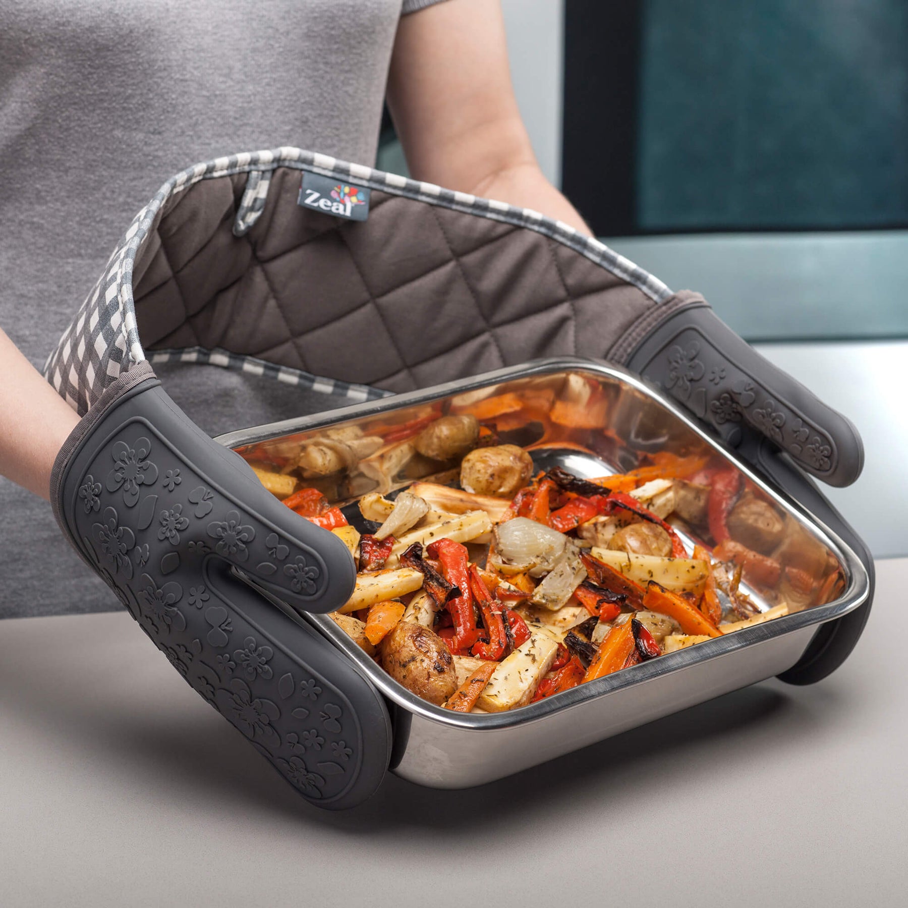 Steam Stop™ Waterproof Silicone Double Oven Glove