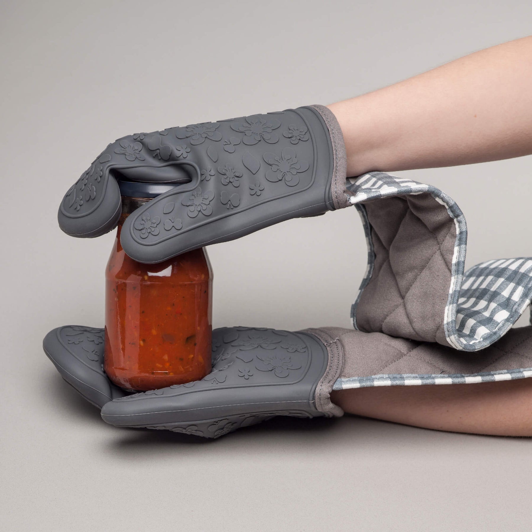 Steam Stop™ Waterproof Silicone Double Oven Glove