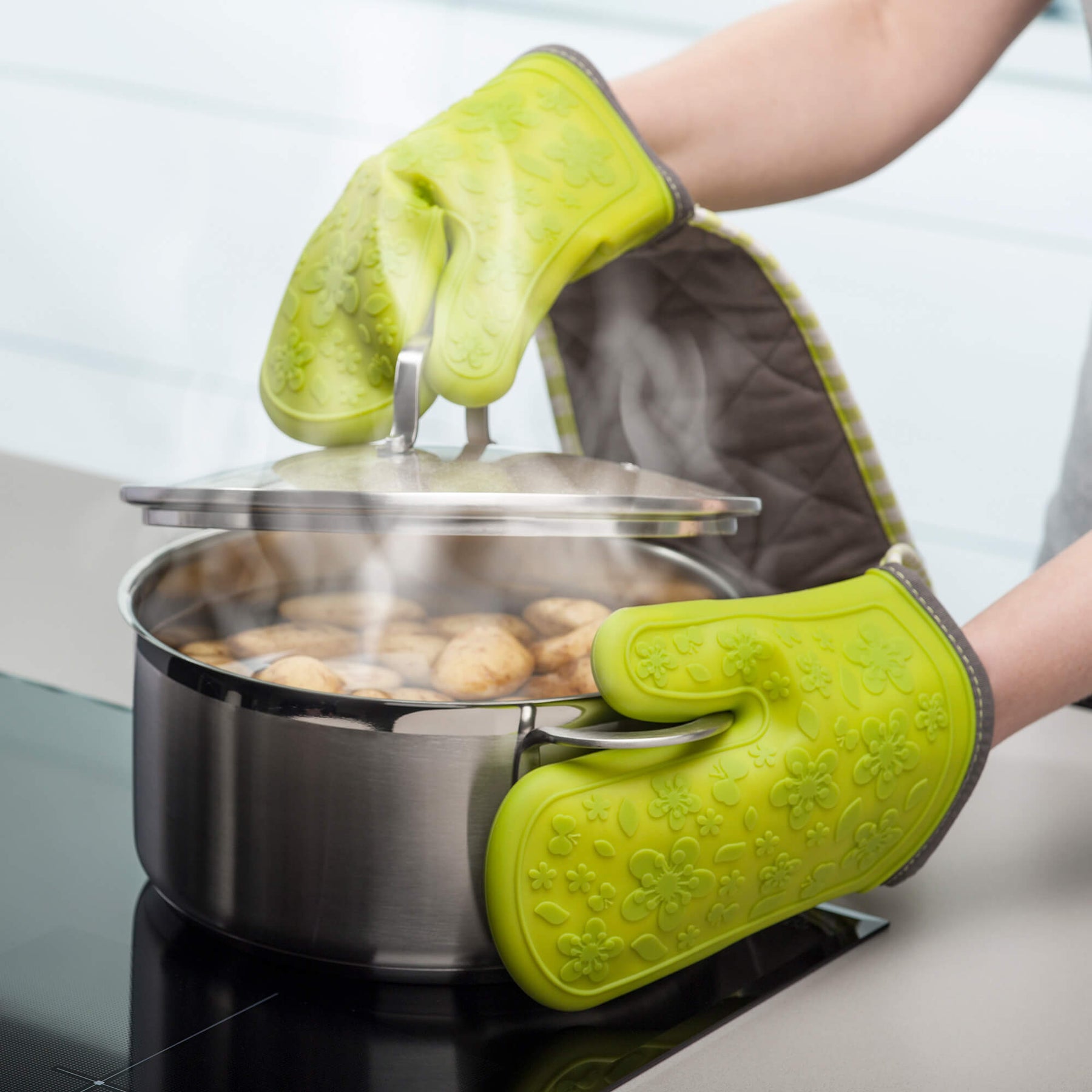 Steam Stop™ Waterproof Silicone Double Oven Glove