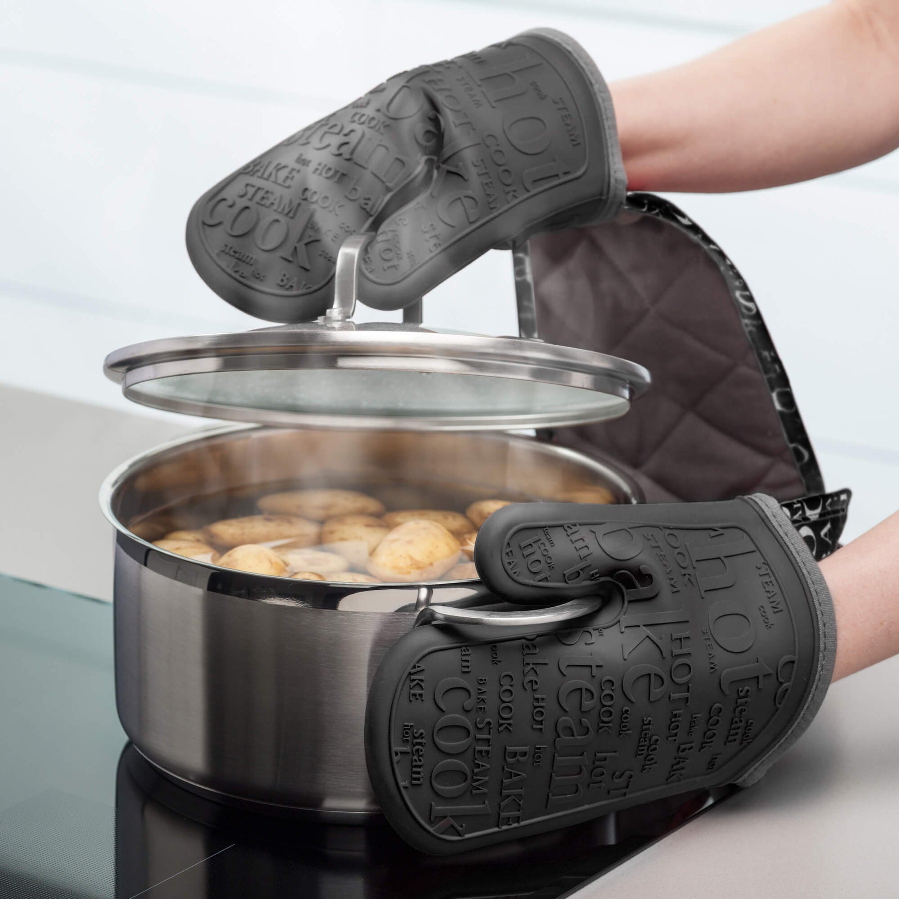 Steam Stop™ Waterproof Silicone Double Oven Glove