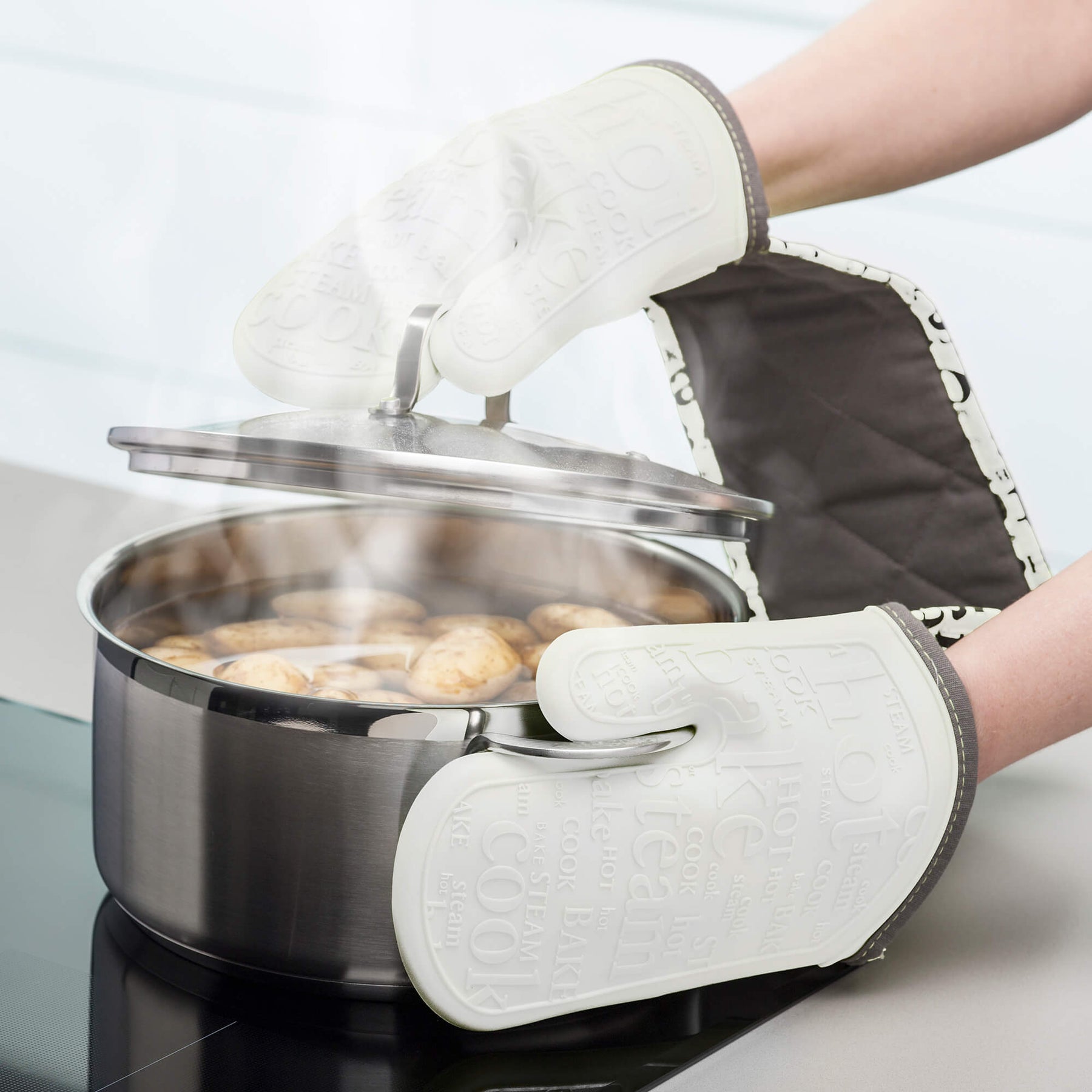 Steam Stop™ Waterproof Silicone Double Oven Glove