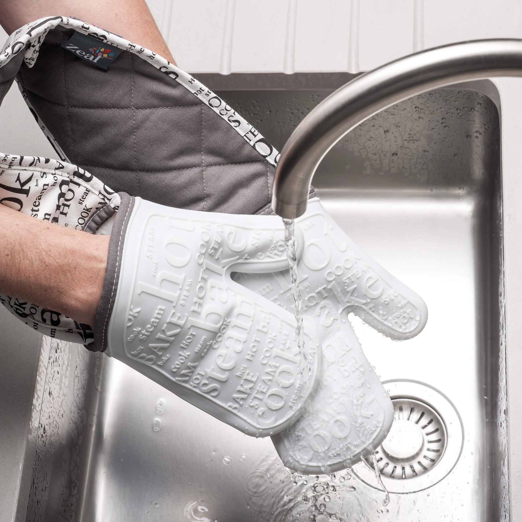 Steam Stop™ Waterproof Silicone Double Oven Glove