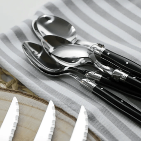 6 Piece Teaspoon Set in Wooden Tray