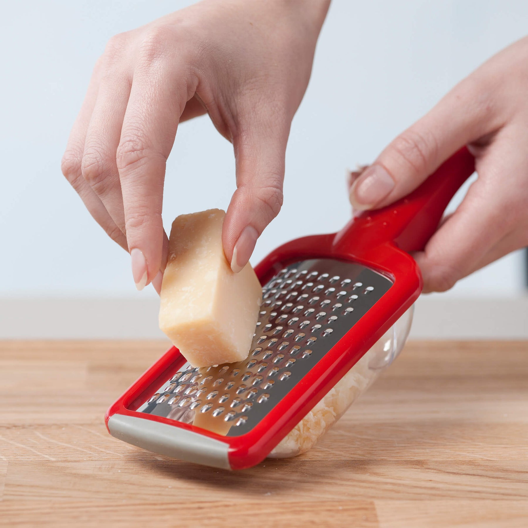 Small Fine Grater with Collector