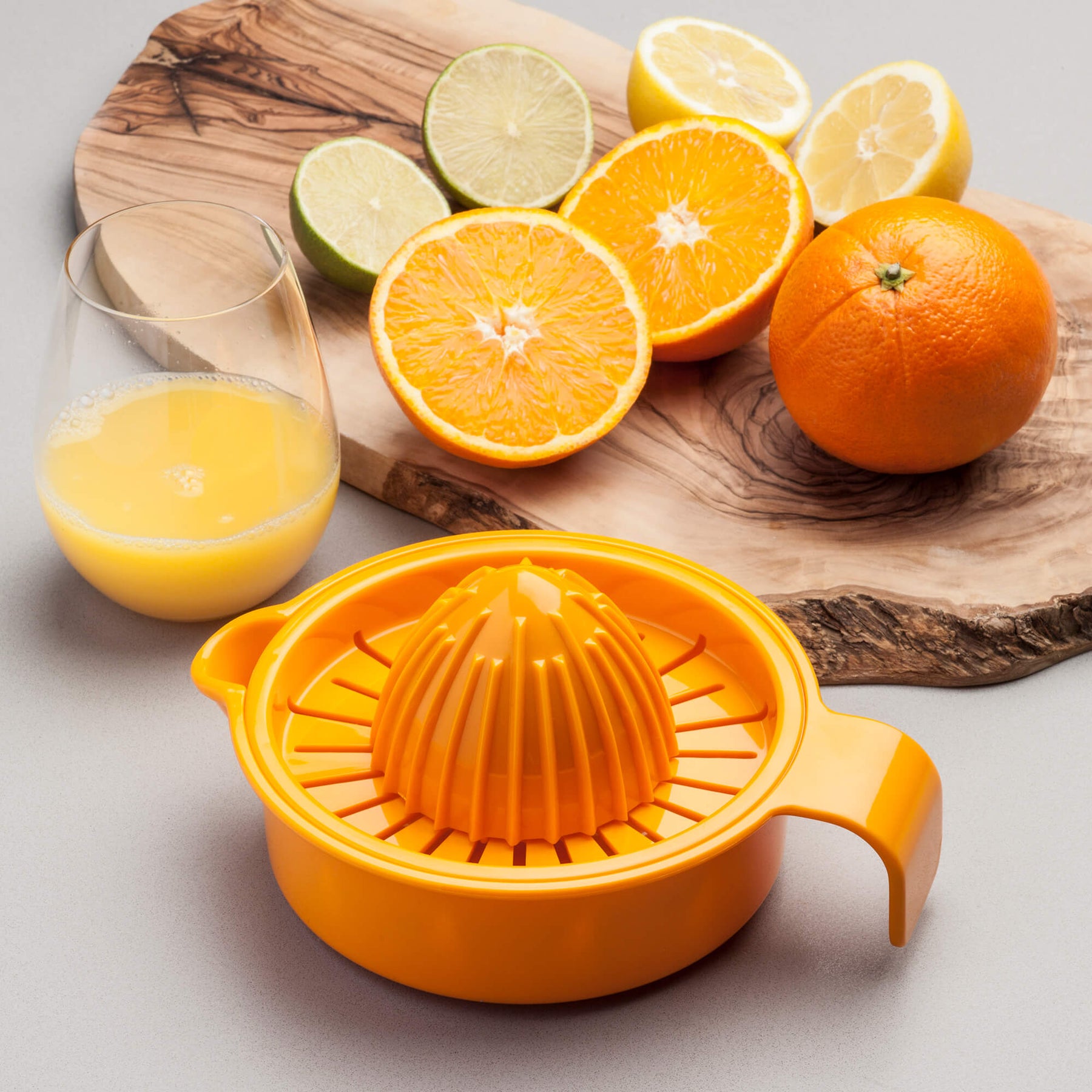 Citrus Juicer Dual Head with Collecting Bowl